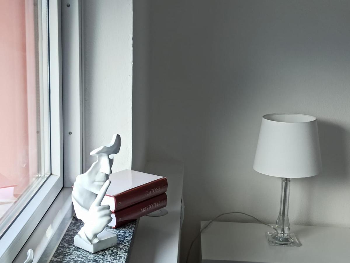 Appartement La Via Del Sale à Domodossola Extérieur photo